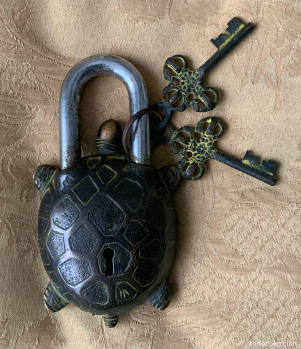 Antig&uuml;edades: CANDADO DE BRONCE TORTUGA SULTANATO DE OMAN - Foto 1