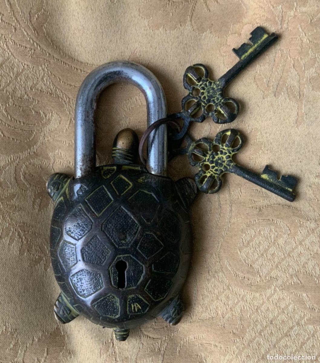 Antig&uuml;edades: CANDADO DE BRONCE TORTUGA SULTANATO DE OMAN - Foto 3