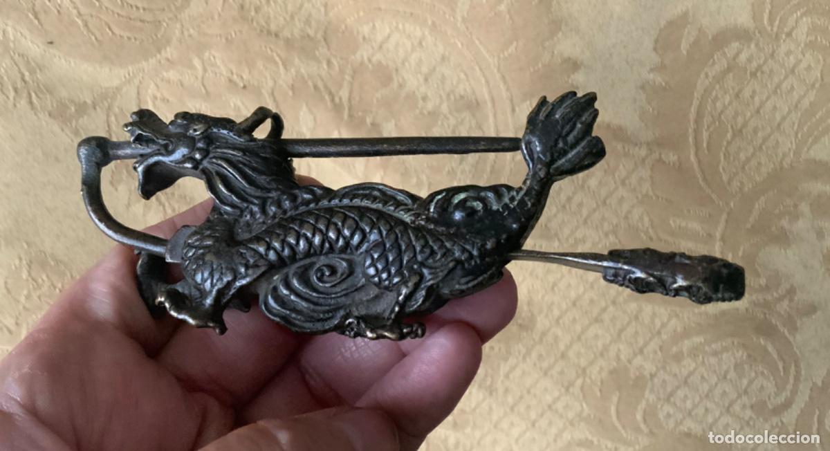 Antig&uuml;edades: CANDADO DE HORQUILLA DRAG&Oacute;N DE BRONCE - Foto 4