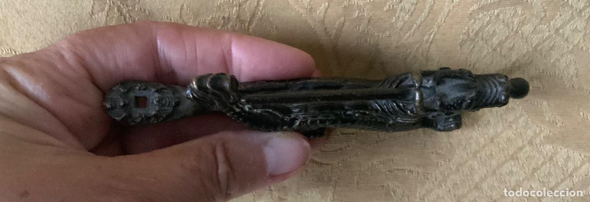 Antig&uuml;edades: CANDADO DE HORQUILLA DRAG&Oacute;N DE BRONCE - Foto 7