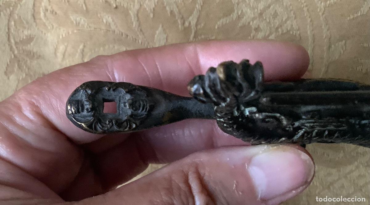 Antig&uuml;edades: CANDADO DE HORQUILLA DRAG&Oacute;N DE BRONCE - Foto 8