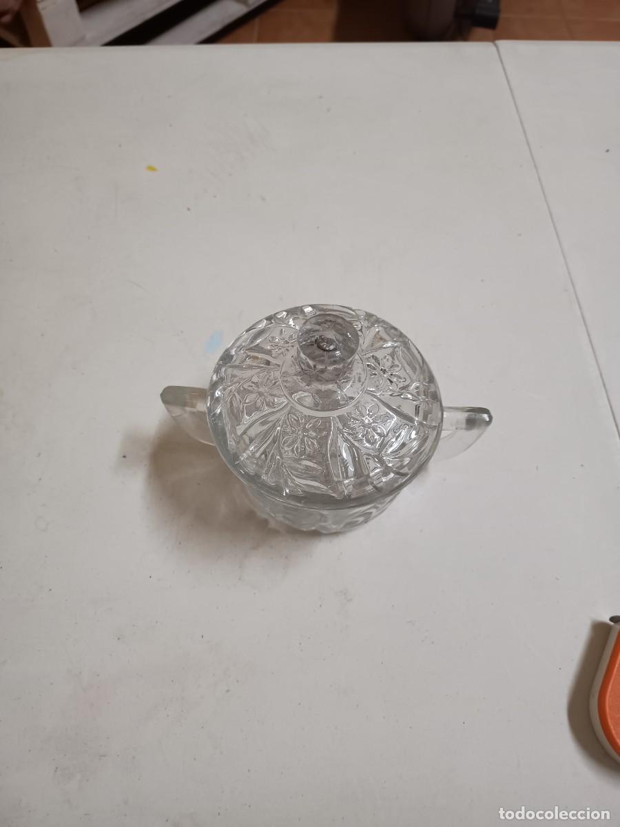 Antig&uuml;edades: Bombonera de cristal - Foto 1