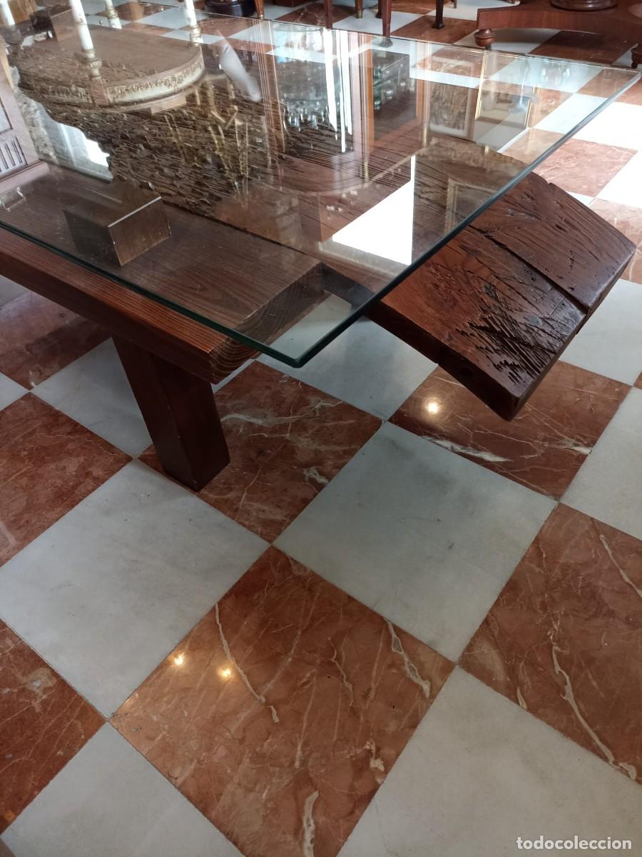 Antig&uuml;edades: Mesa de centro de trillo - Foto 3