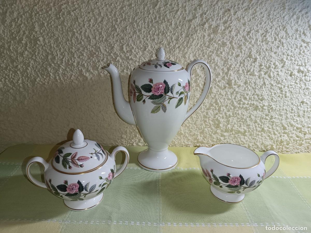 Antig&uuml;edades: Juego de caf&eacute; .Cafetera,lechera, azucarera. - Foto 2