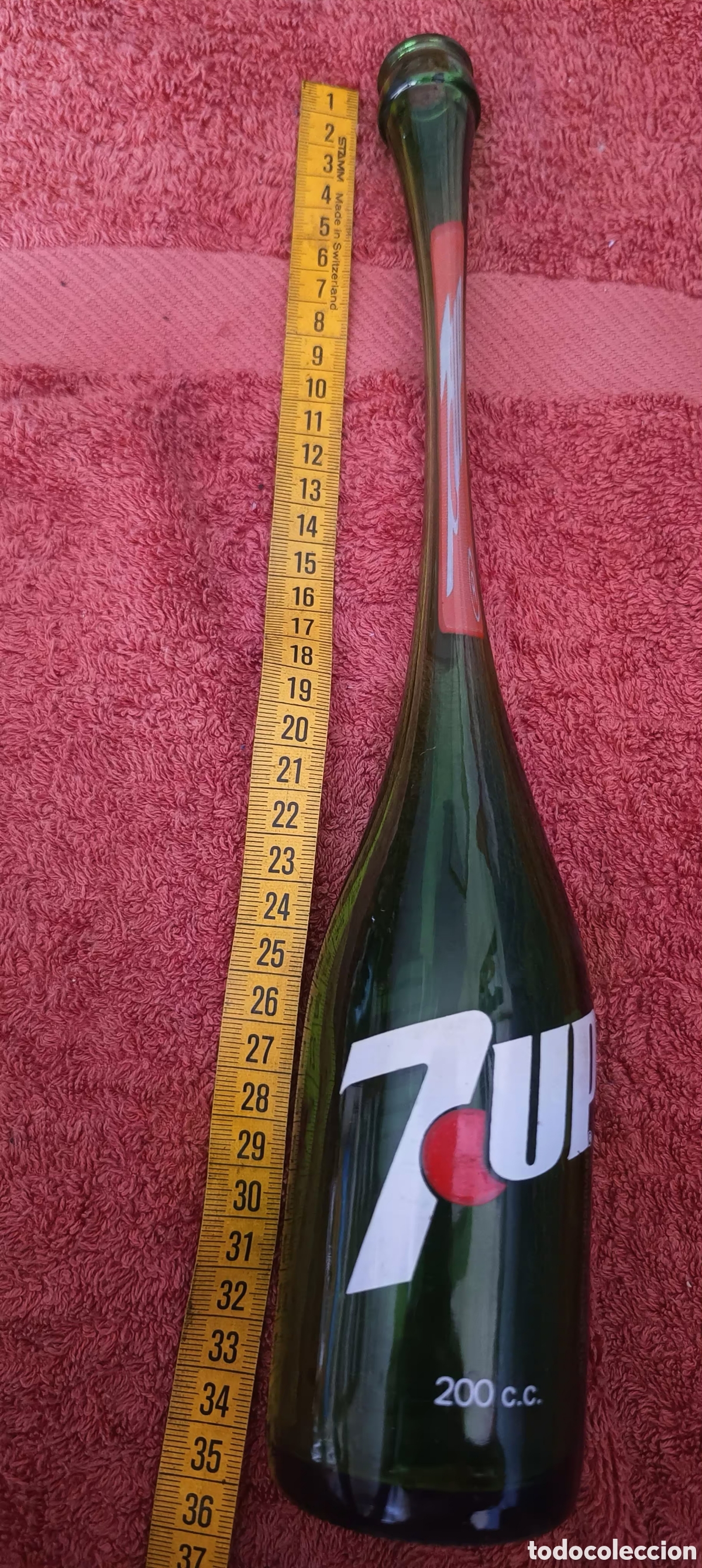 Antig&uuml;edades: Botella de 7 up 200 cl - Foto 1