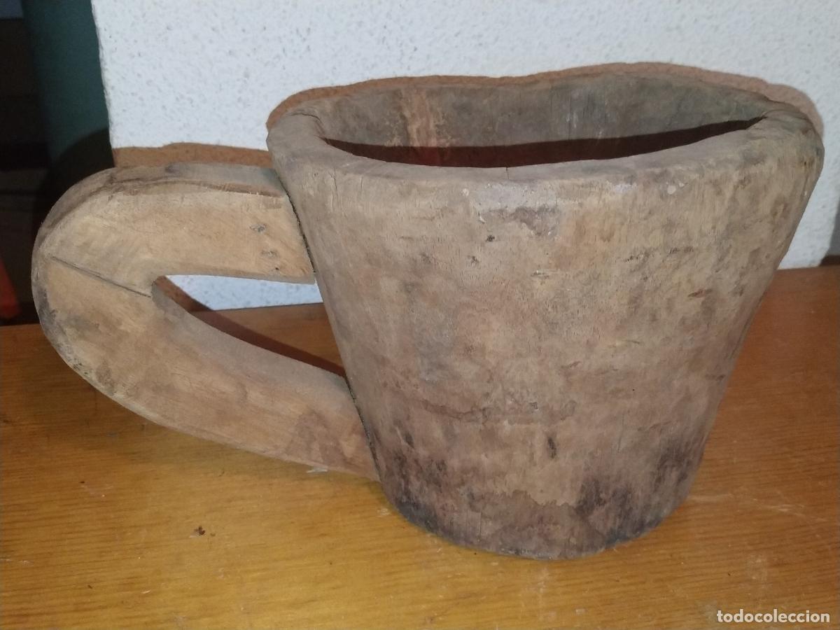 Antig&uuml;edades: Mortero mazizo pastoril con asa - Foto 2