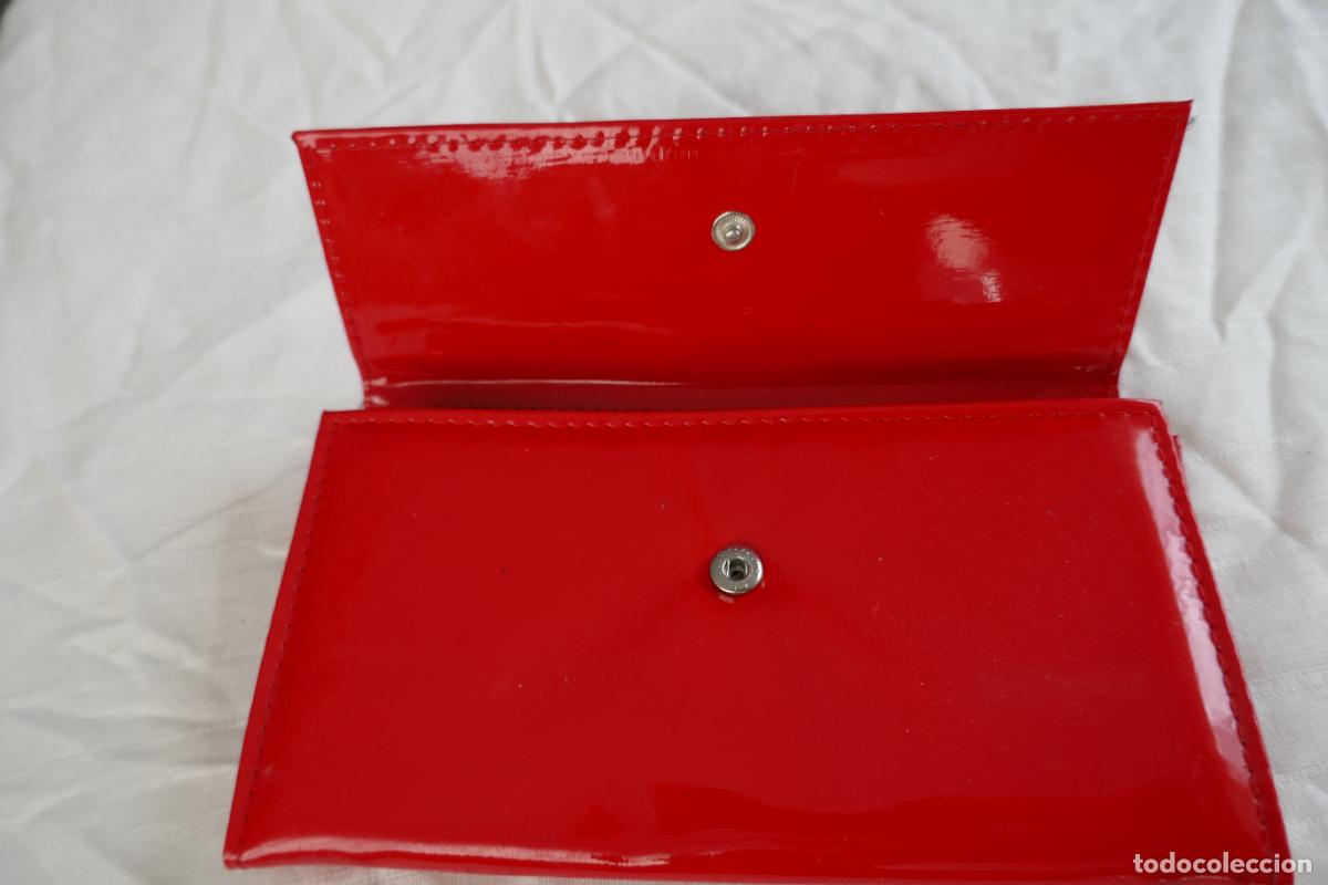 Antig&uuml;edades: CARTERA LOR&Aacute;L PAR&Iacute;S DE COLOR ROJO. - Foto 6