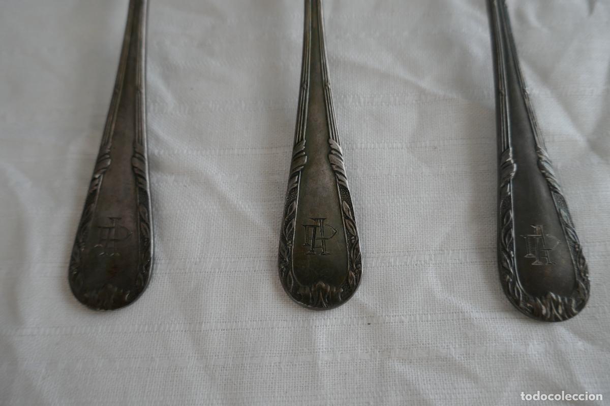 Antig&uuml;edades: LOTE DE 3 CUCHARAS SOPERAS PLATEADAS. - Foto 3