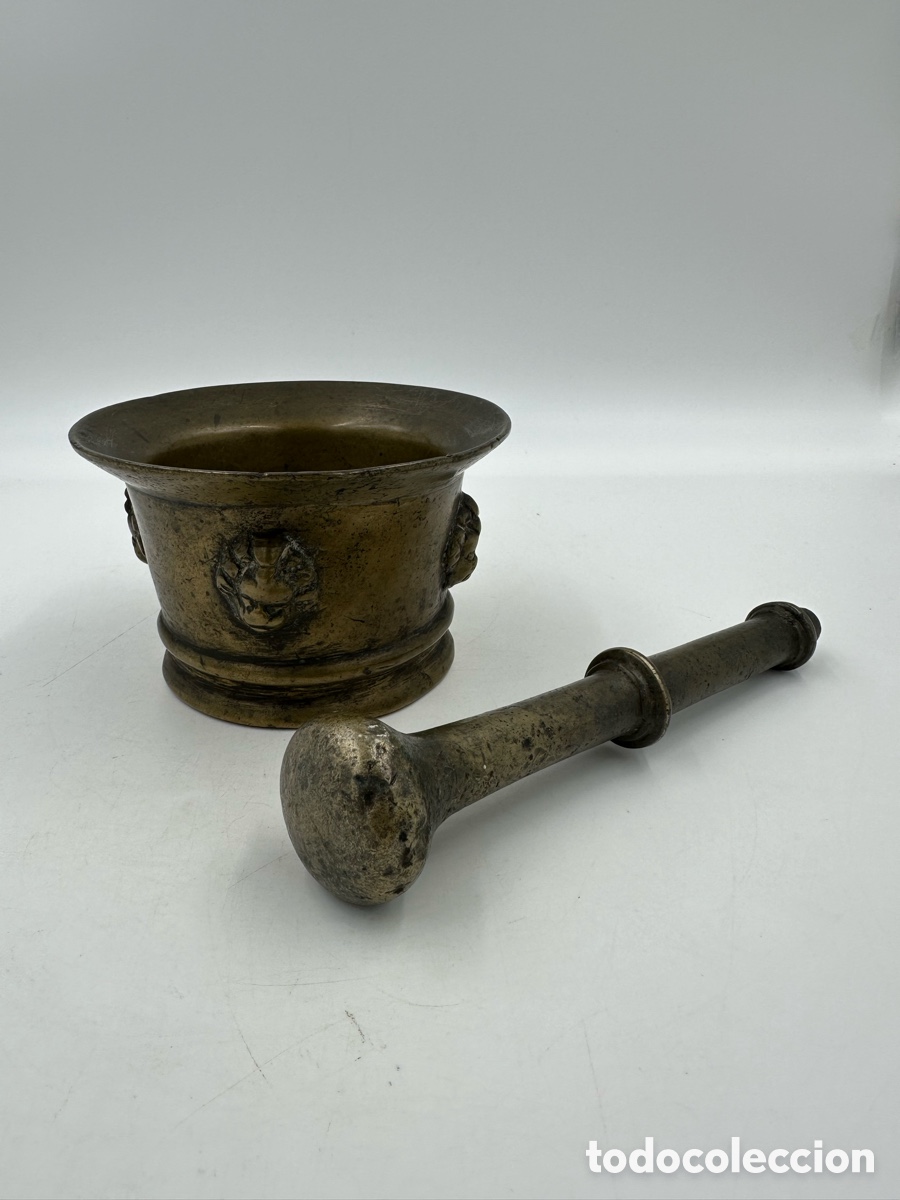 Antig&uuml;edades: Antiguo almirez o mortero de bronce con angelitos - Foto 5
