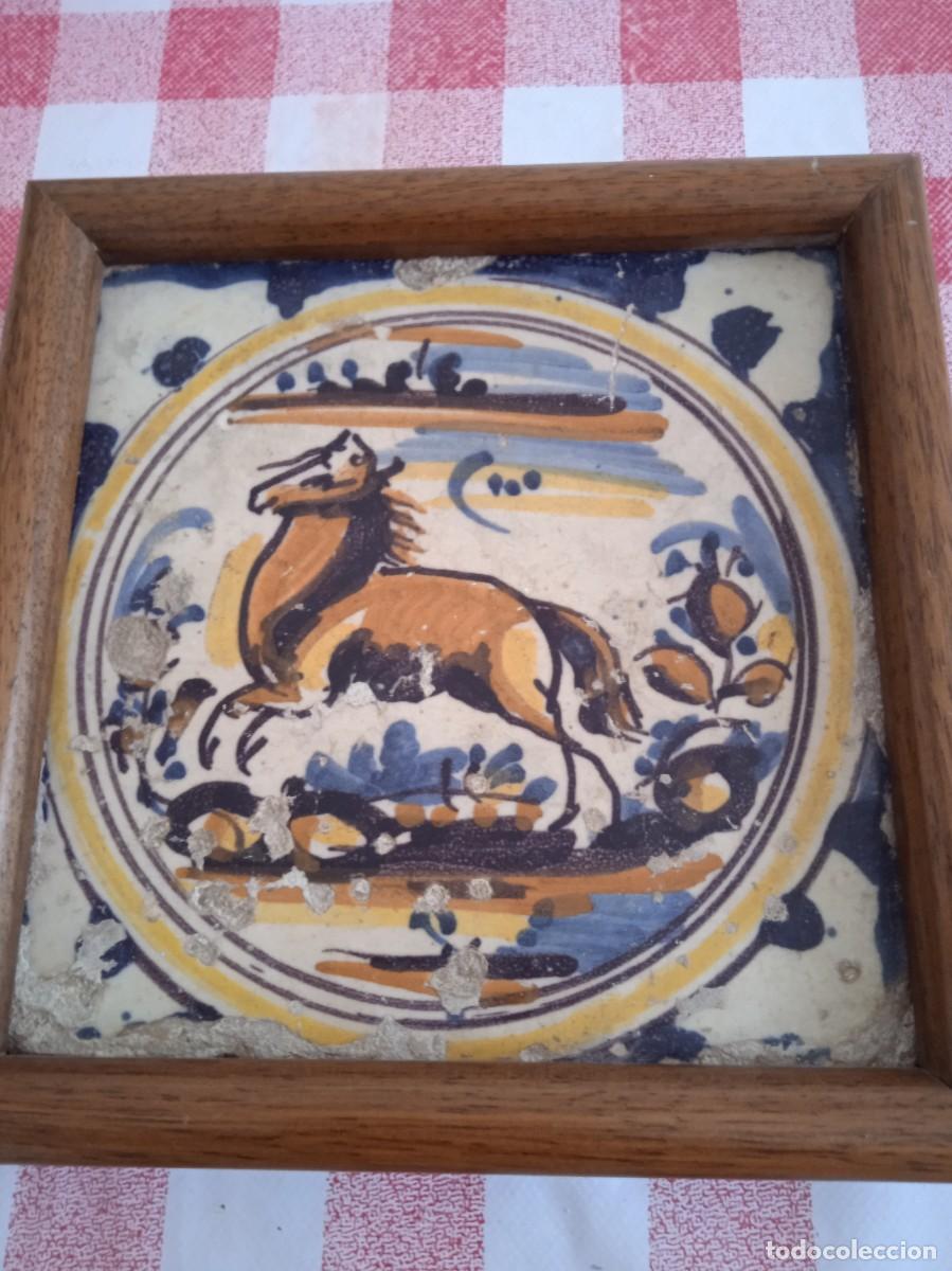 Antig&uuml;edades: Azulejo de triana siglo 18 - Foto 2