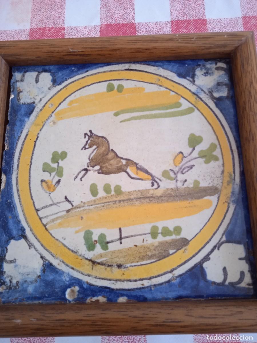 Antig&uuml;edades: Azulejo de triana siglo 18 - Foto 2