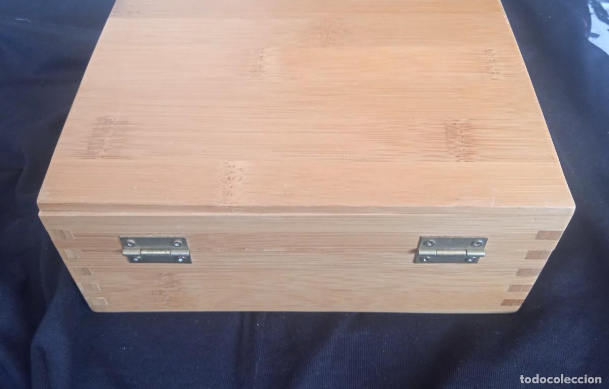 Antig&uuml;edades: Caja madera Clarins. - Foto 2