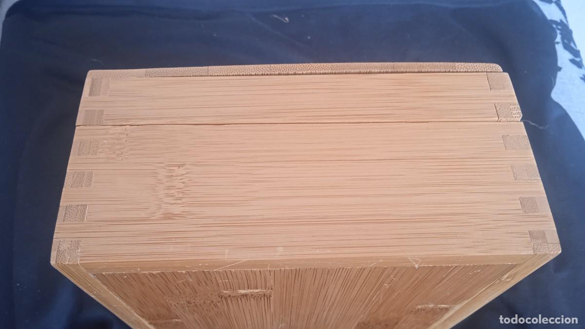 Antig&uuml;edades: Caja madera Clarins. - Foto 5