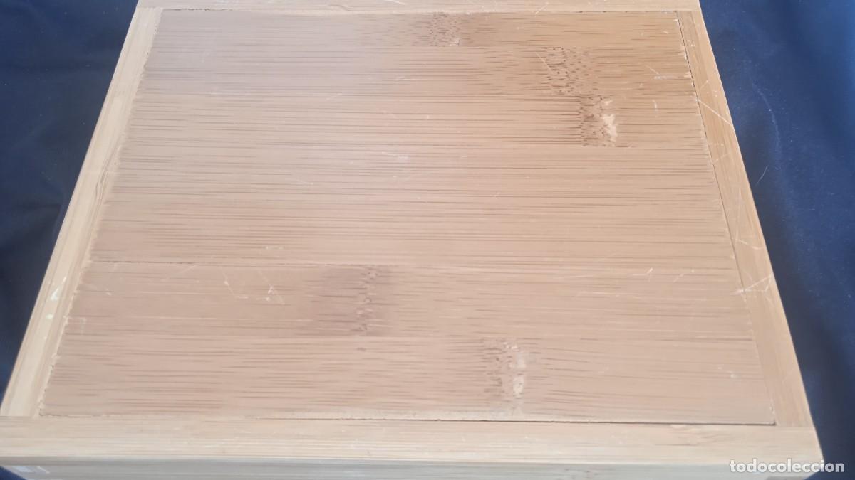 Antig&uuml;edades: Caja madera Clarins. - Foto 6