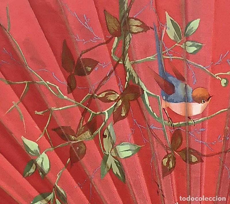 Antig&uuml;edades: Abanico Peric&oacute;n Pintado a Mano - Foto 2