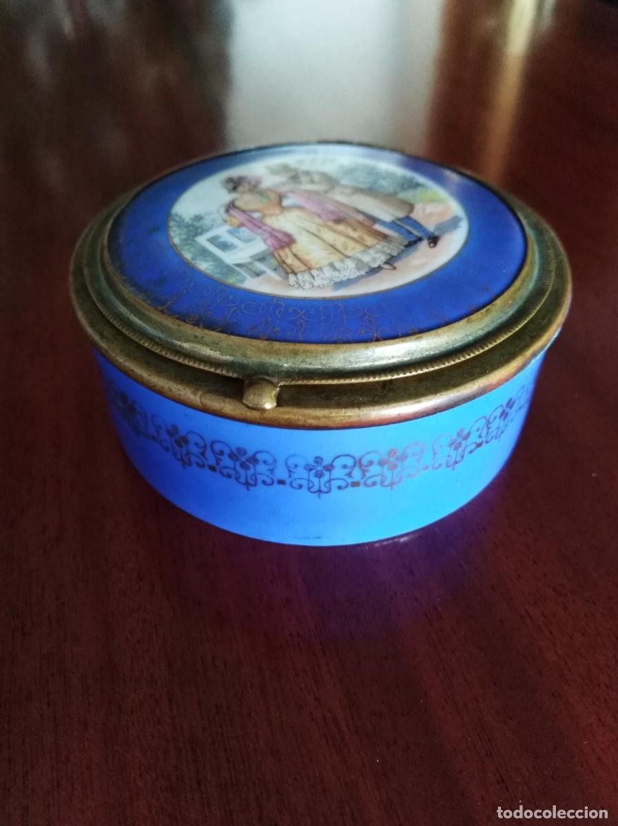 Antig&uuml;edades: CAJA JOYERO DE PORCELANA Y BRONCE - Foto 2