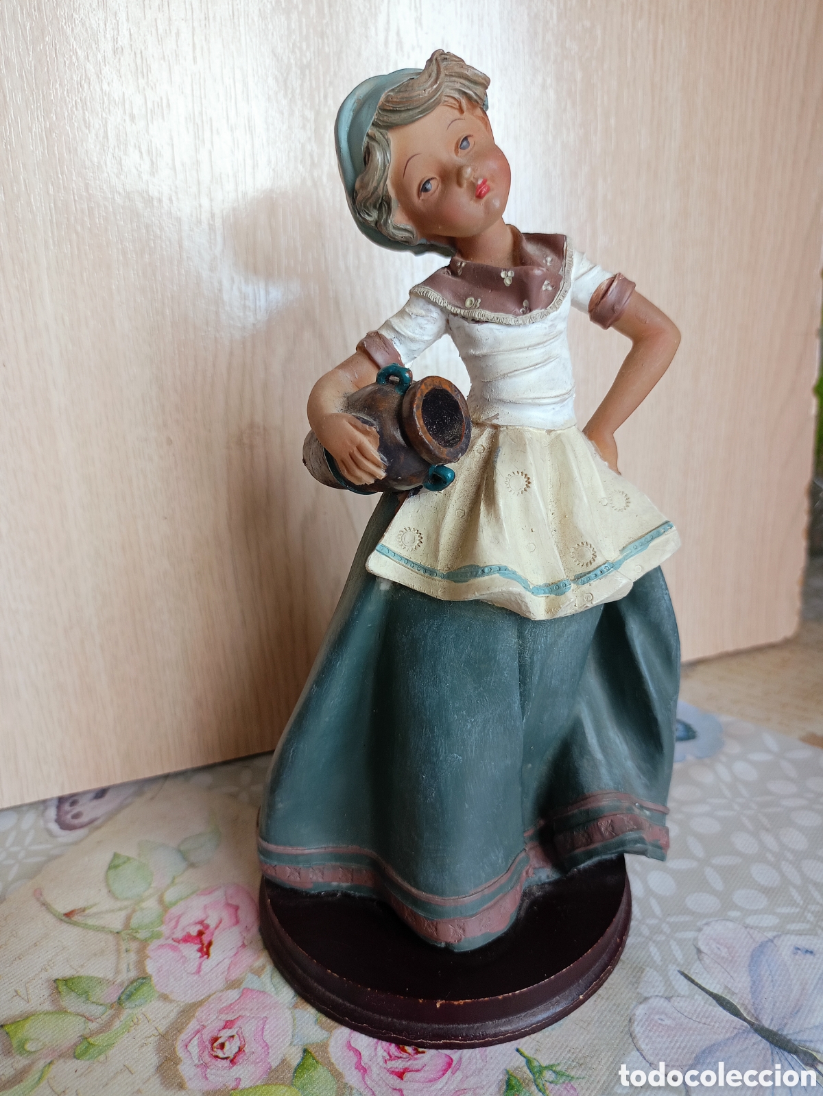 Antig&uuml;edades: Figura mujer con C&aacute;ntaro - Foto 2