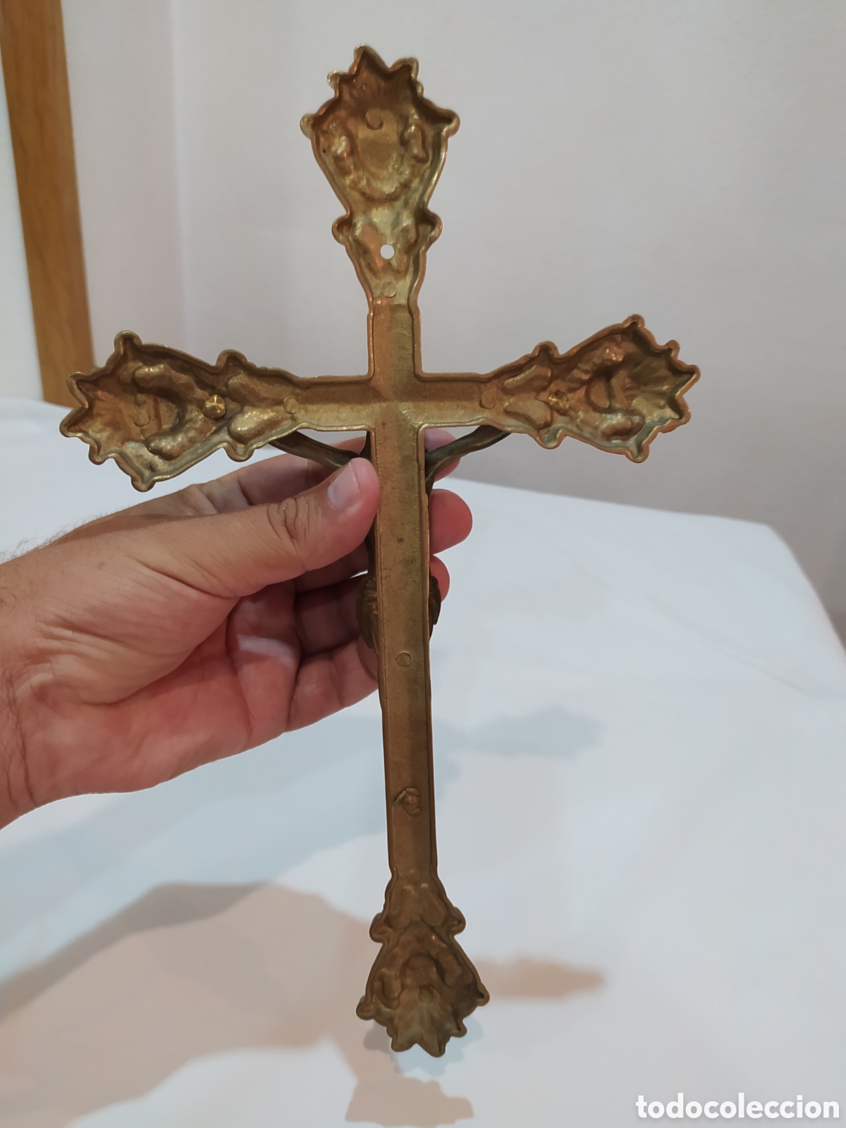 Antig&uuml;edades: Gran crucifijo de lat&oacute;n - Foto 7