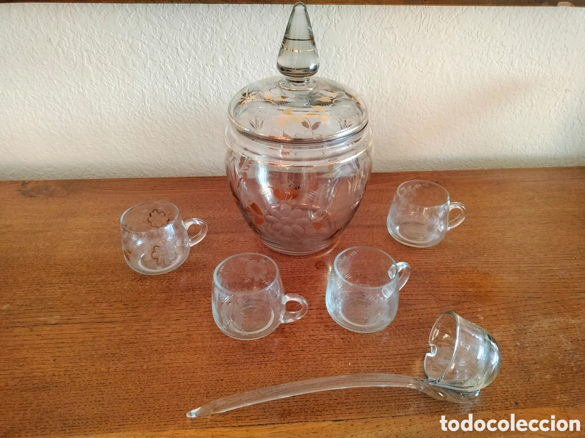 Antig&uuml;edades: Ponchera antigua de Cristal - Foto 16