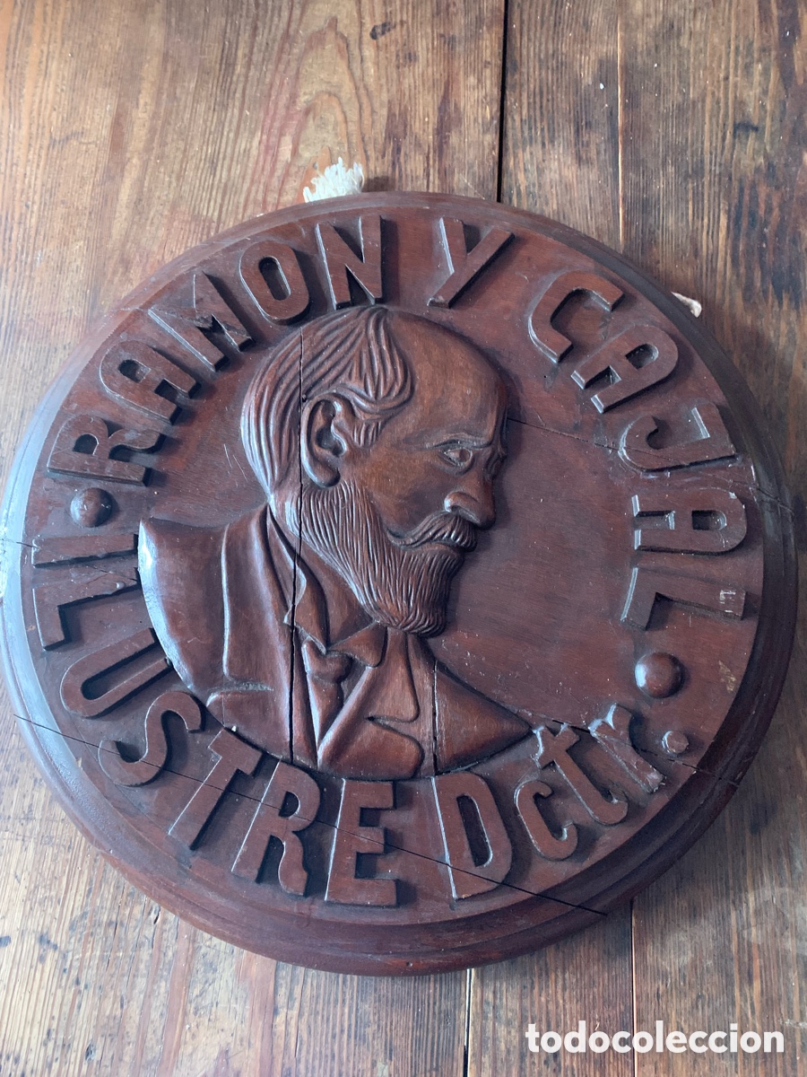 Antig&uuml;edades: Ram&oacute;n y Cajal talla en madera - Foto 2
