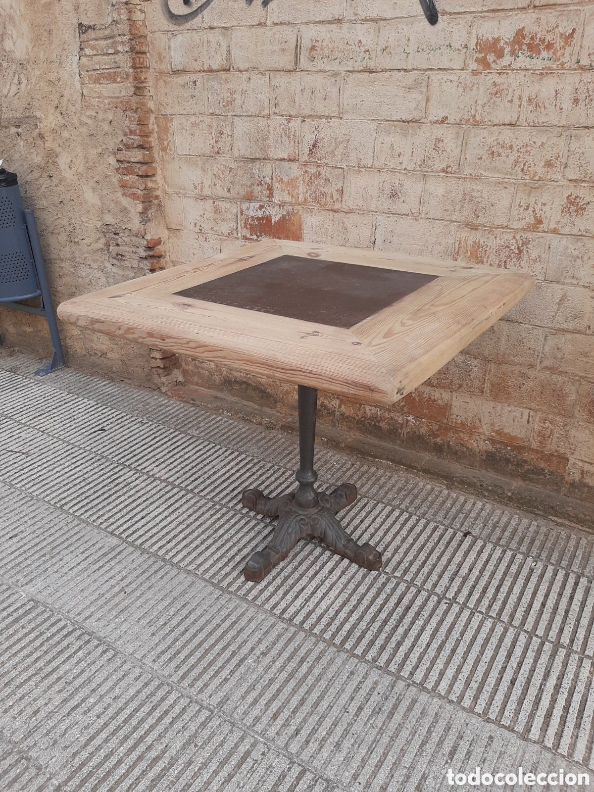 Antig&uuml;edades: Mesa antigua cuadrada - Foto 9
