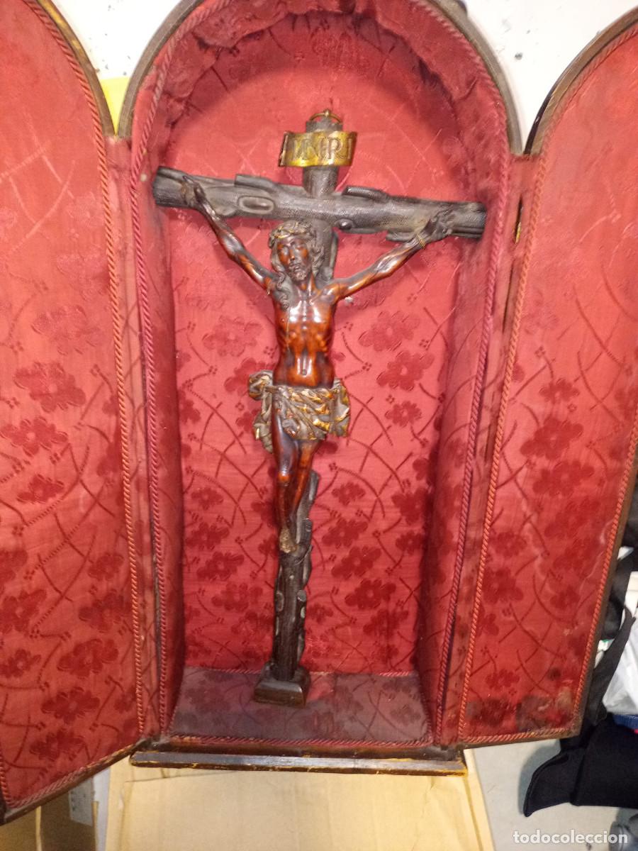 Antig&uuml;edades: Crucifico con capilla - Foto 2