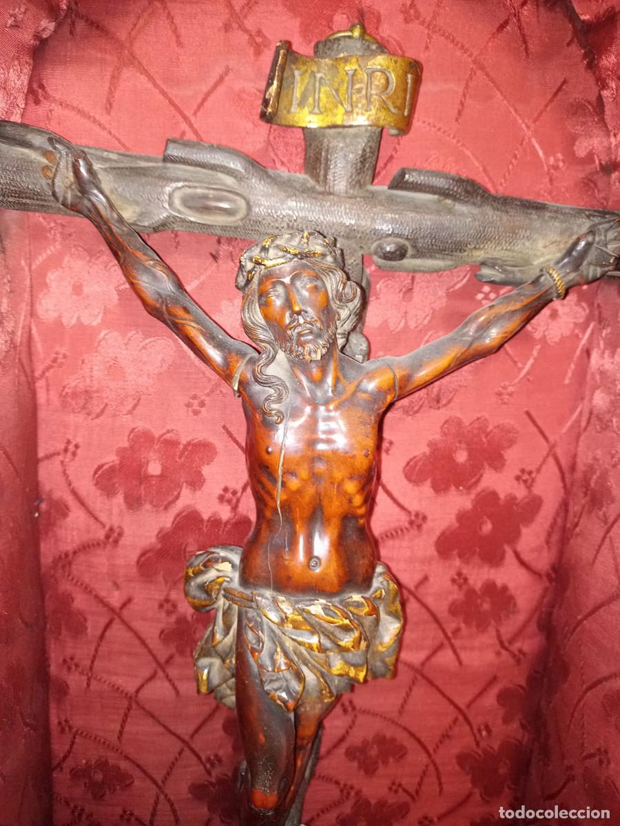 Antig&uuml;edades: Crucifico con capilla - Foto 4
