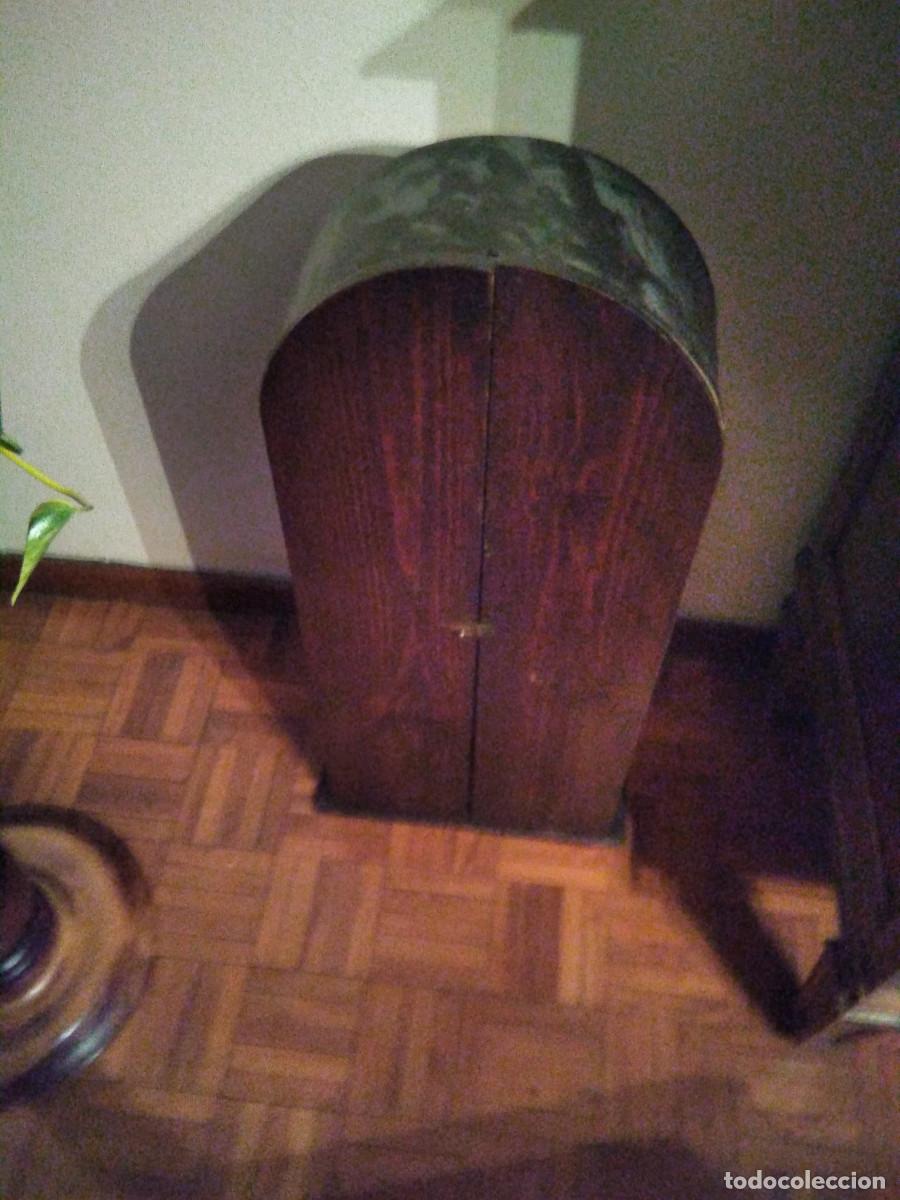 Antig&uuml;edades: Crucifico con capilla - Foto 5