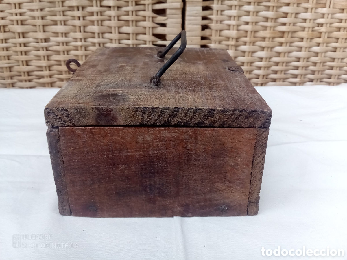 Antig&uuml;edades: PEQUE&Ntilde;A CAJA MADERA ARTESANAL - R&Uacute;STICA - Foto 3