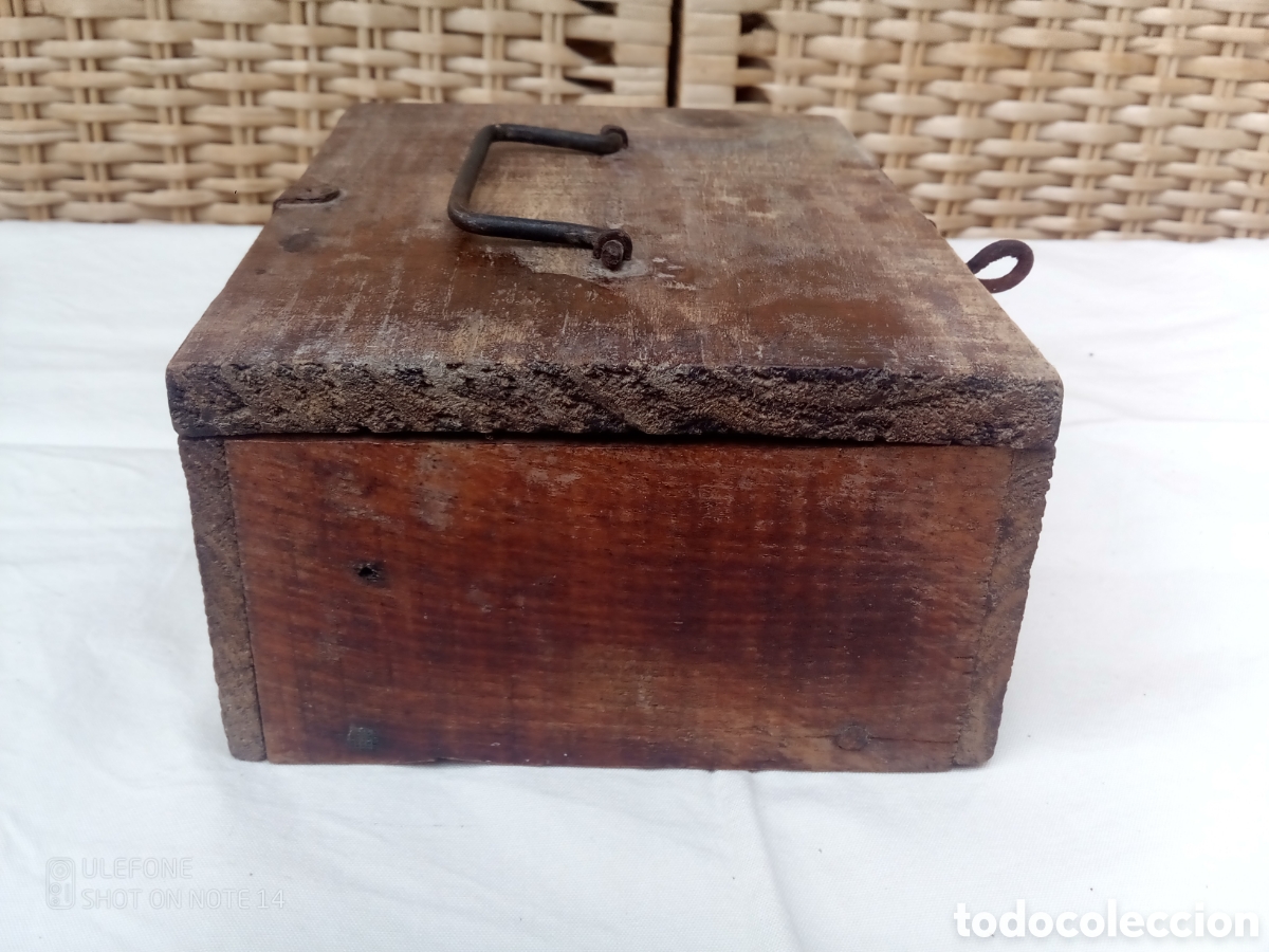 Antig&uuml;edades: PEQUE&Ntilde;A CAJA MADERA ARTESANAL - R&Uacute;STICA - Foto 5