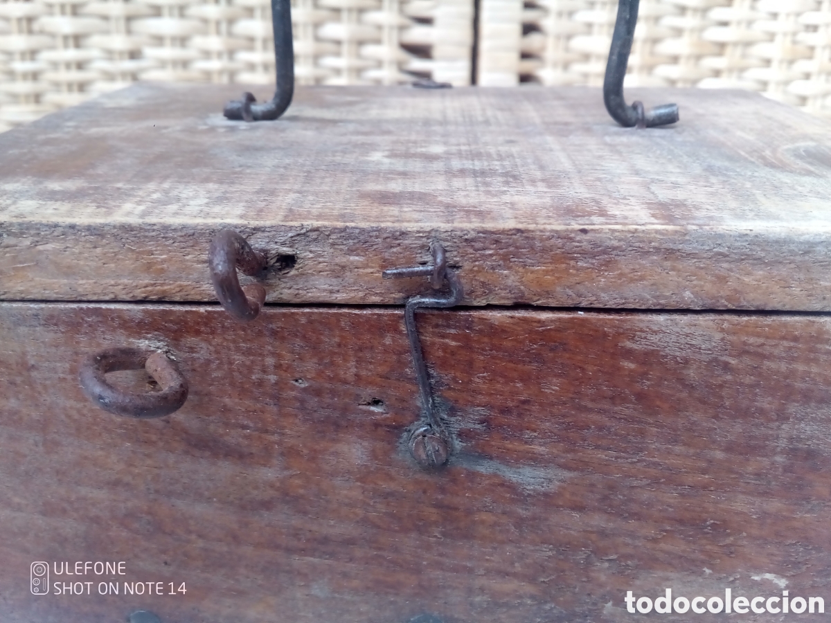 Antig&uuml;edades: PEQUE&Ntilde;A CAJA MADERA ARTESANAL - R&Uacute;STICA - Foto 6