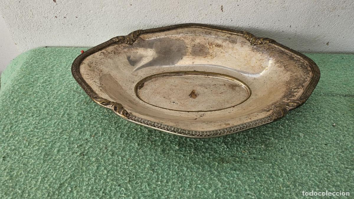 Antig&uuml;edades: bandeja de alpaca antigua - Foto 1
