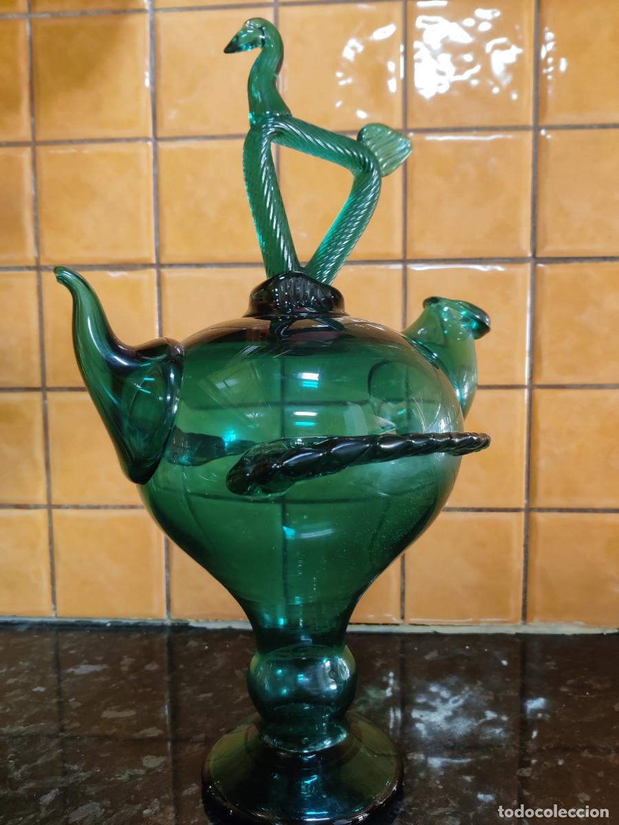 Antig&uuml;edades: Botijo de cristal artesanal - Foto 1