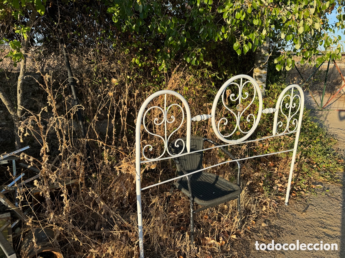 Antig&uuml;edades: Cama antigua en hierro - Foto 2
