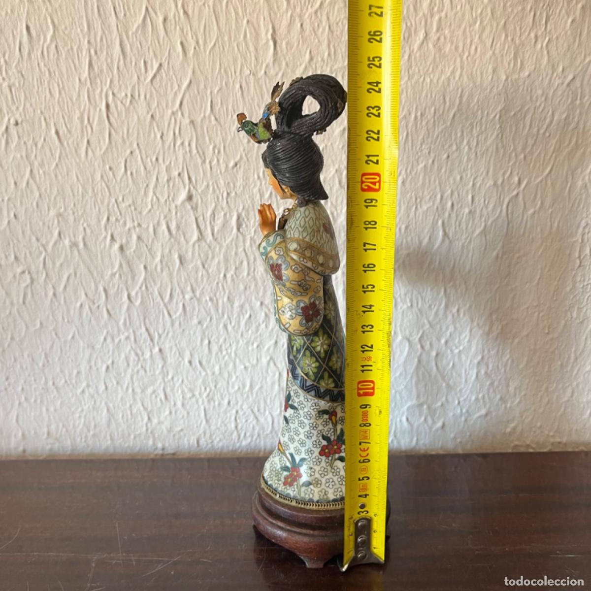 Antig&uuml;edades: Mujer china cloisonn&eacute; - Foto 2