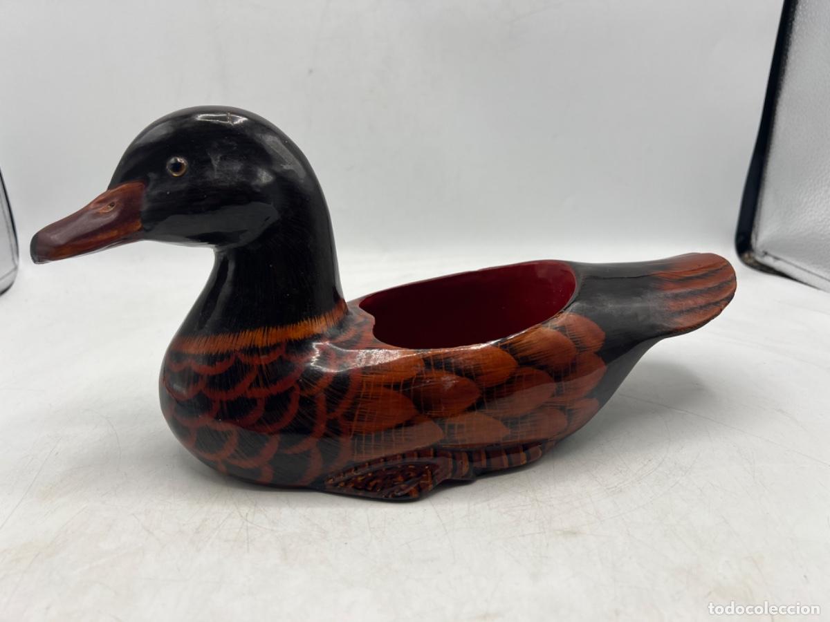 Antig&uuml;edades: MACETERO DE MADERA CON FORMA DE PATO - Foto 2