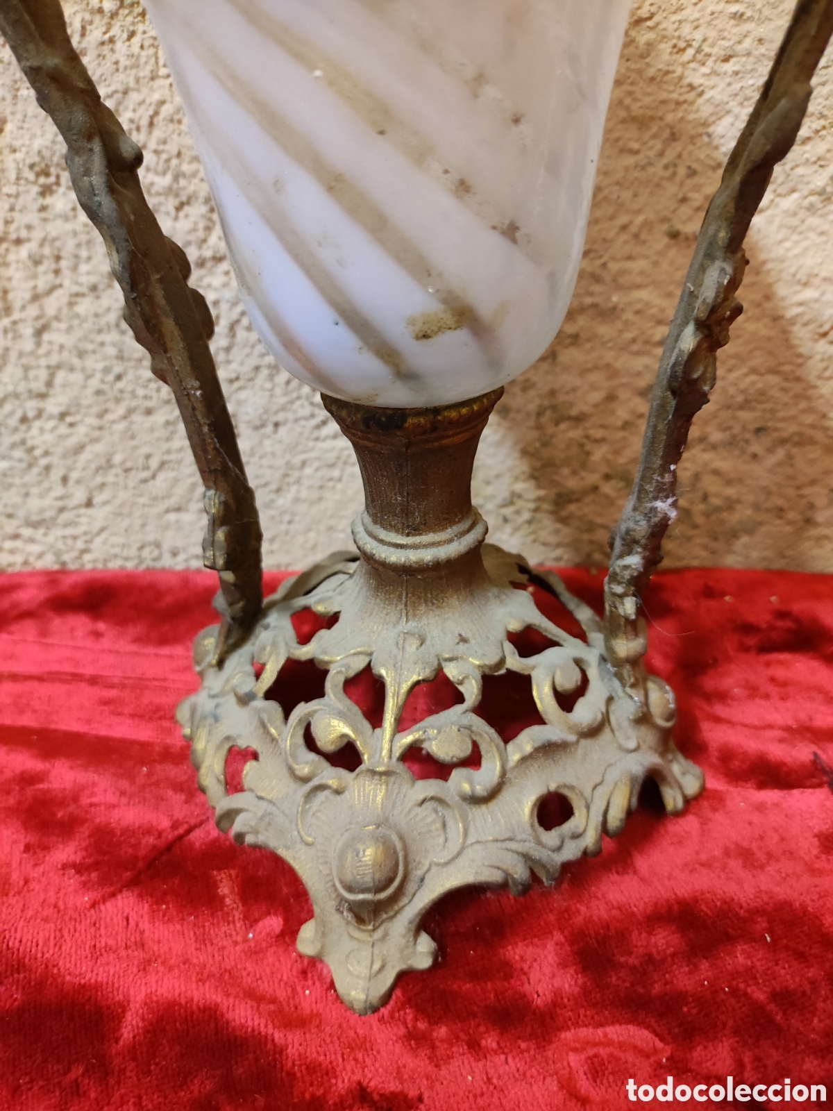 Antig&uuml;edades: Florero de calamina y cristal - Foto 2