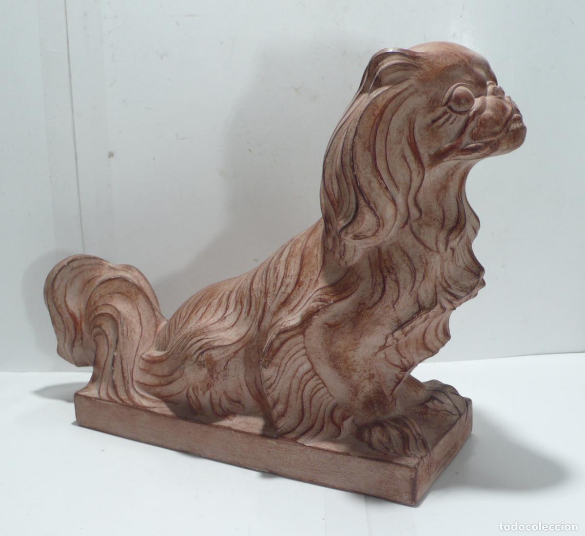 Antig&uuml;edades: PERRO SENTADO EN CERAMICA - Foto 2
