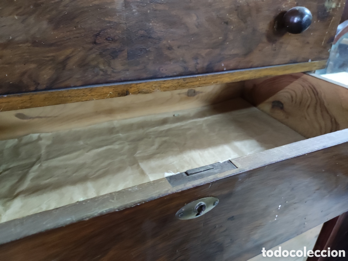 Antig&uuml;edades: Tocador peque&ntilde;o estilo deco. - Foto 4