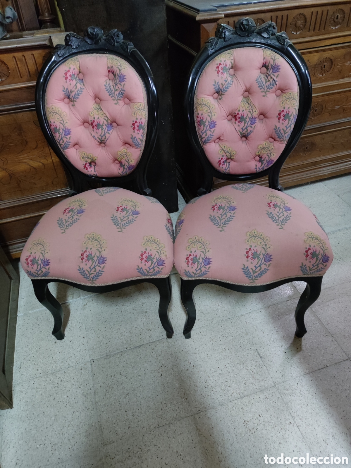 Antig&uuml;edades: Pareja sillas Isabelinas ebonizadas - Foto 1