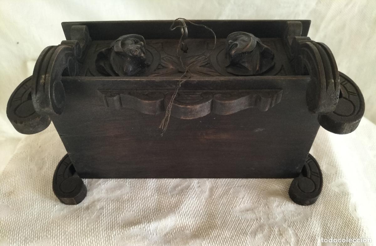 Antig&uuml;edades: CAJA ANTIGUA DE MADERA TALLADA (RELIEVES). - Foto 5
