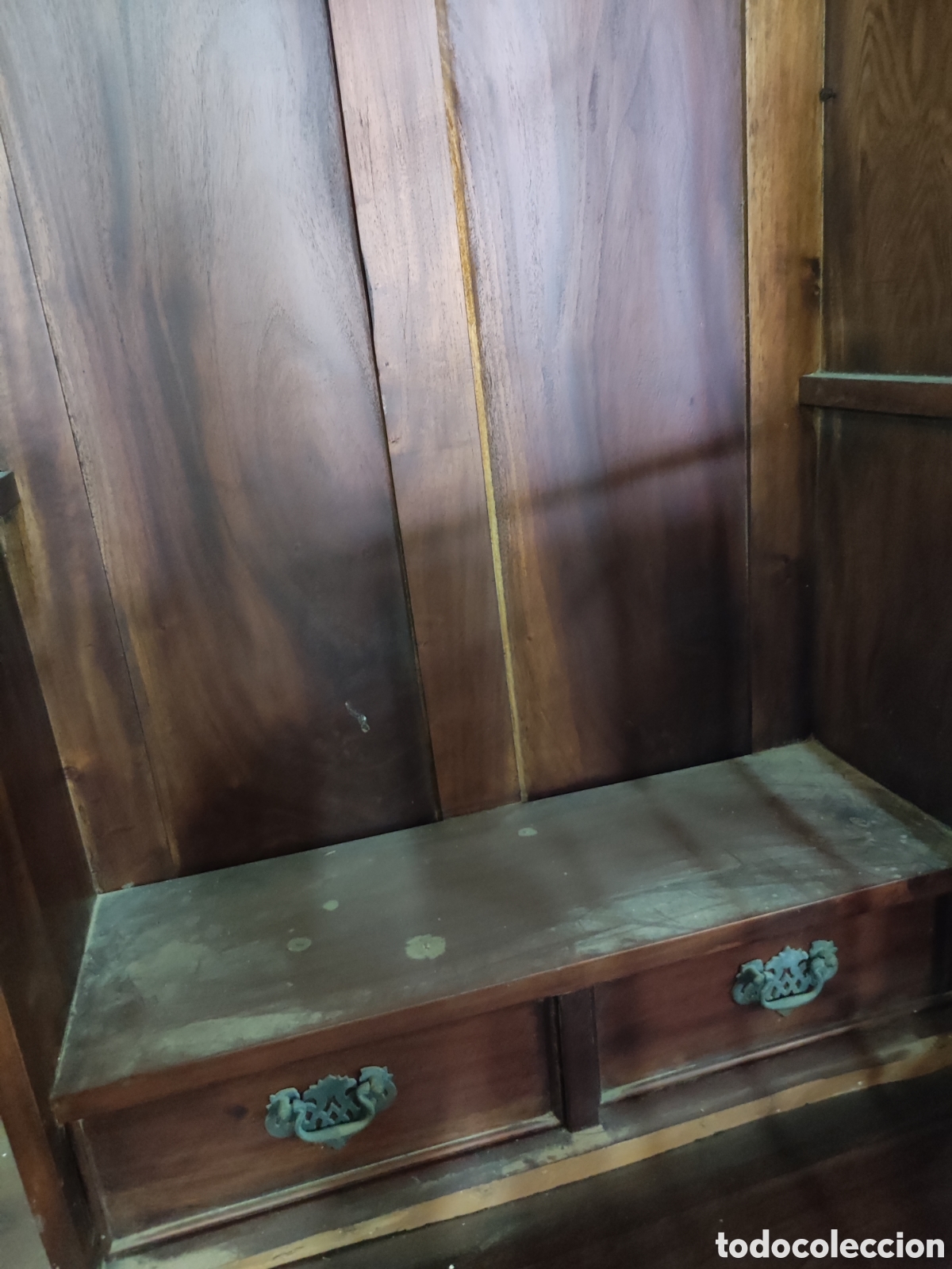 Antig&uuml;edades: Vitrina buena madera maciza - Foto 5