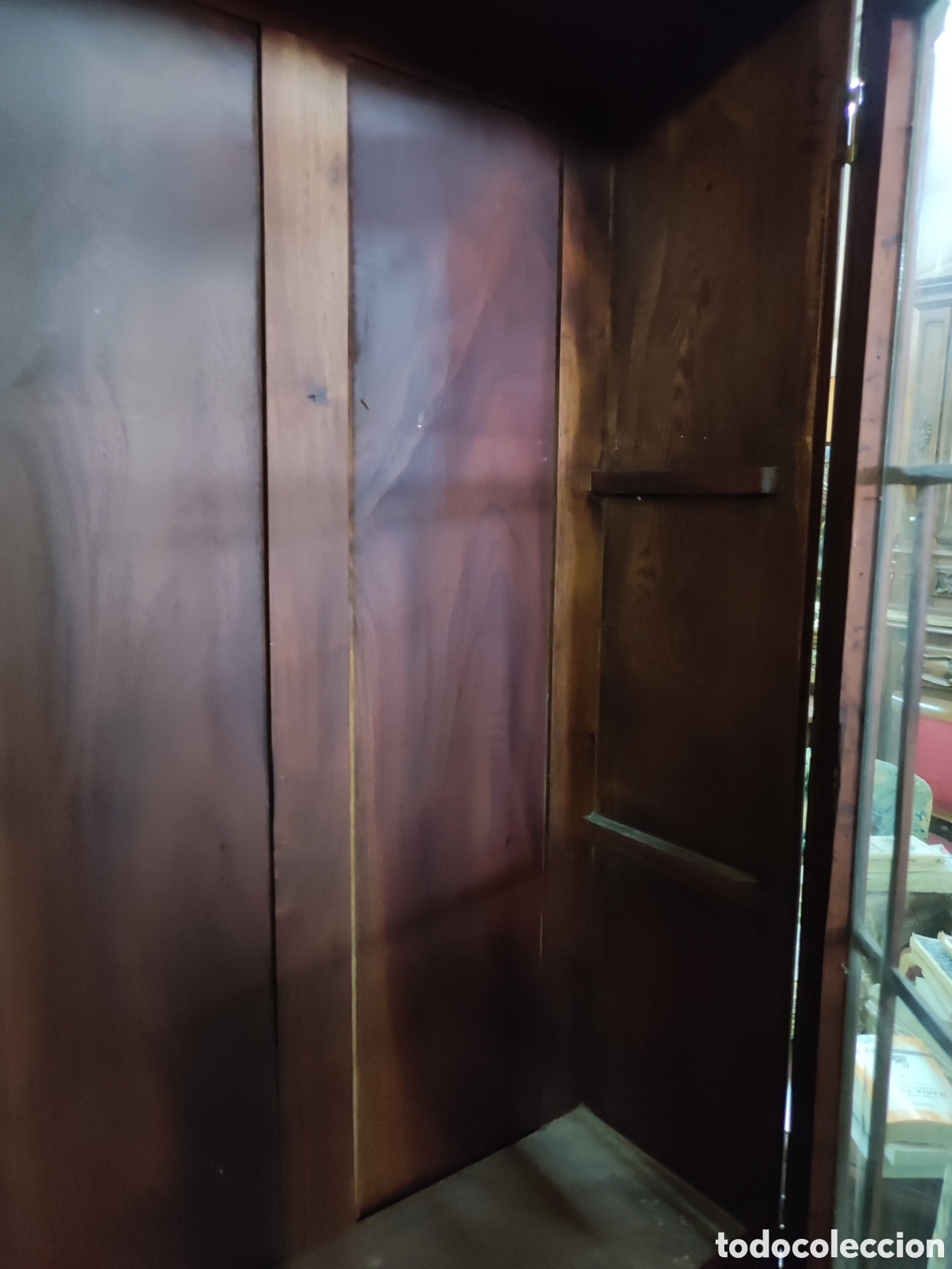 Antig&uuml;edades: Vitrina buena madera maciza - Foto 6