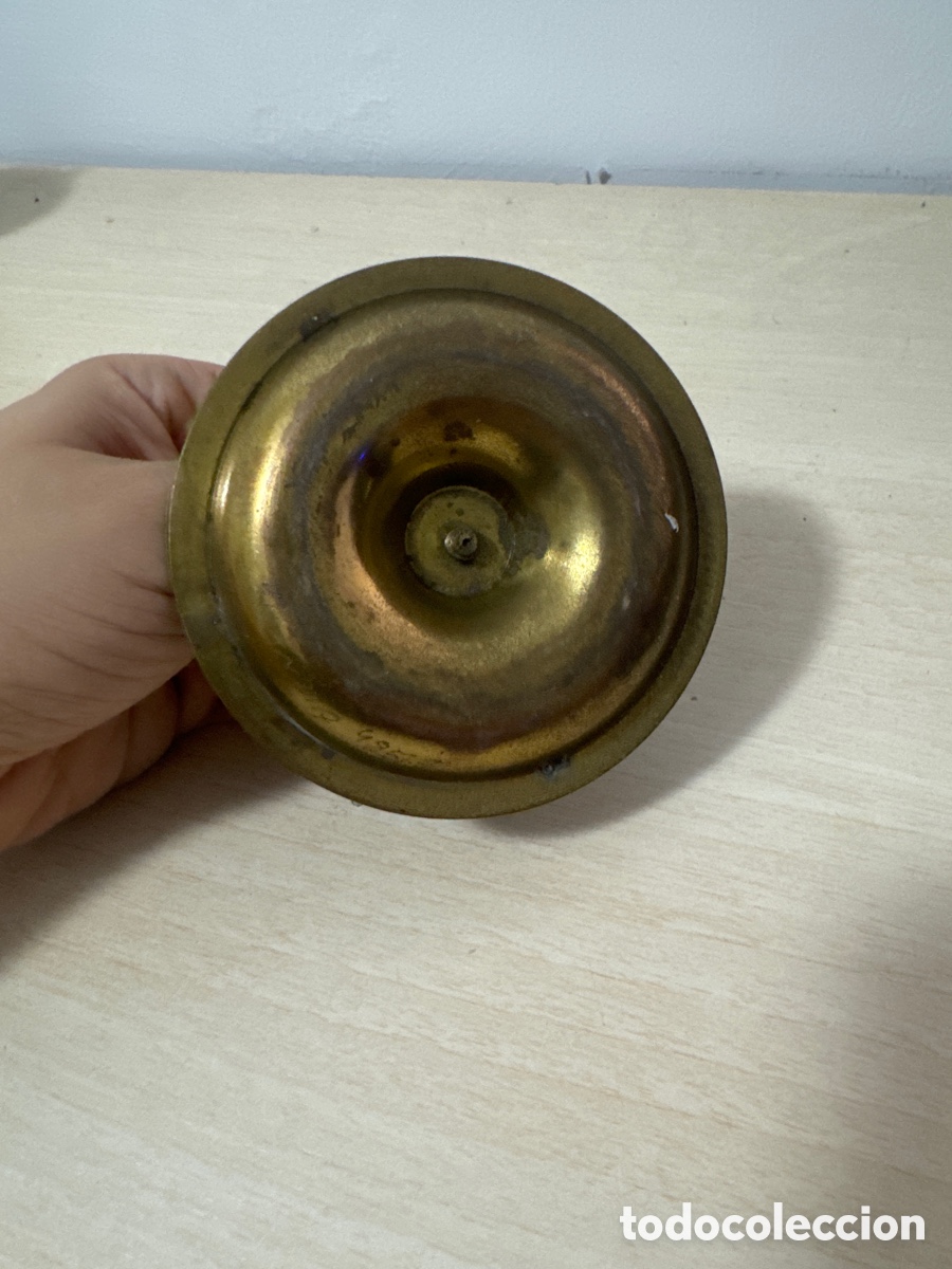 Antig&uuml;edades: Portavelas de bronce - Foto 6