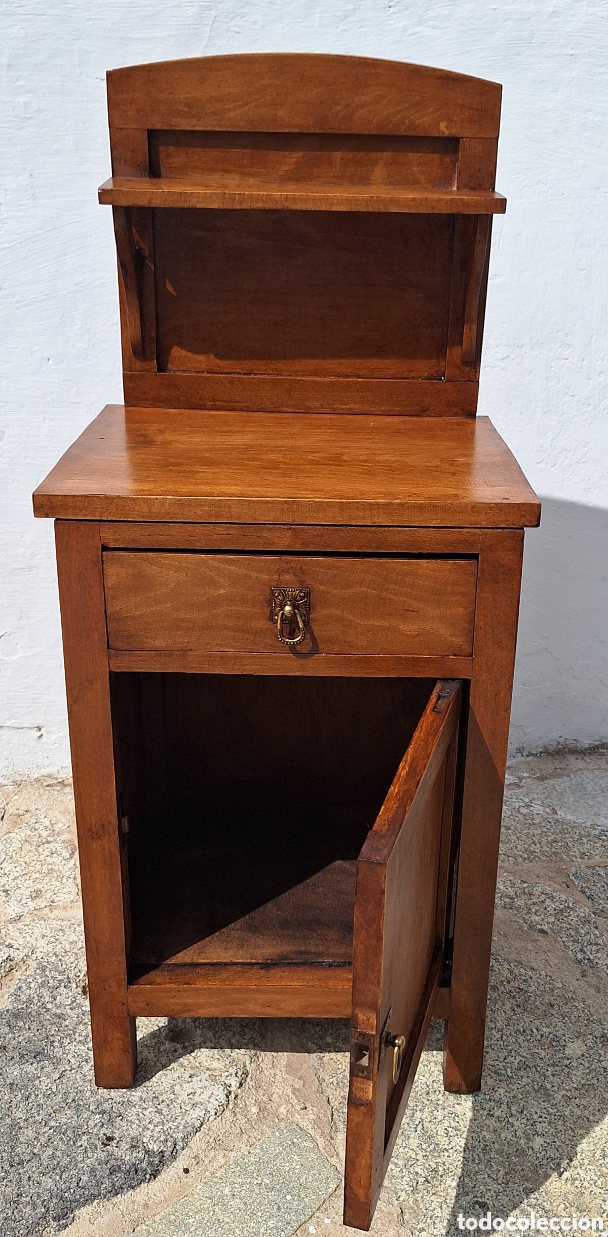 Antig&uuml;edades: Mesilla de noche de madera - Foto 3