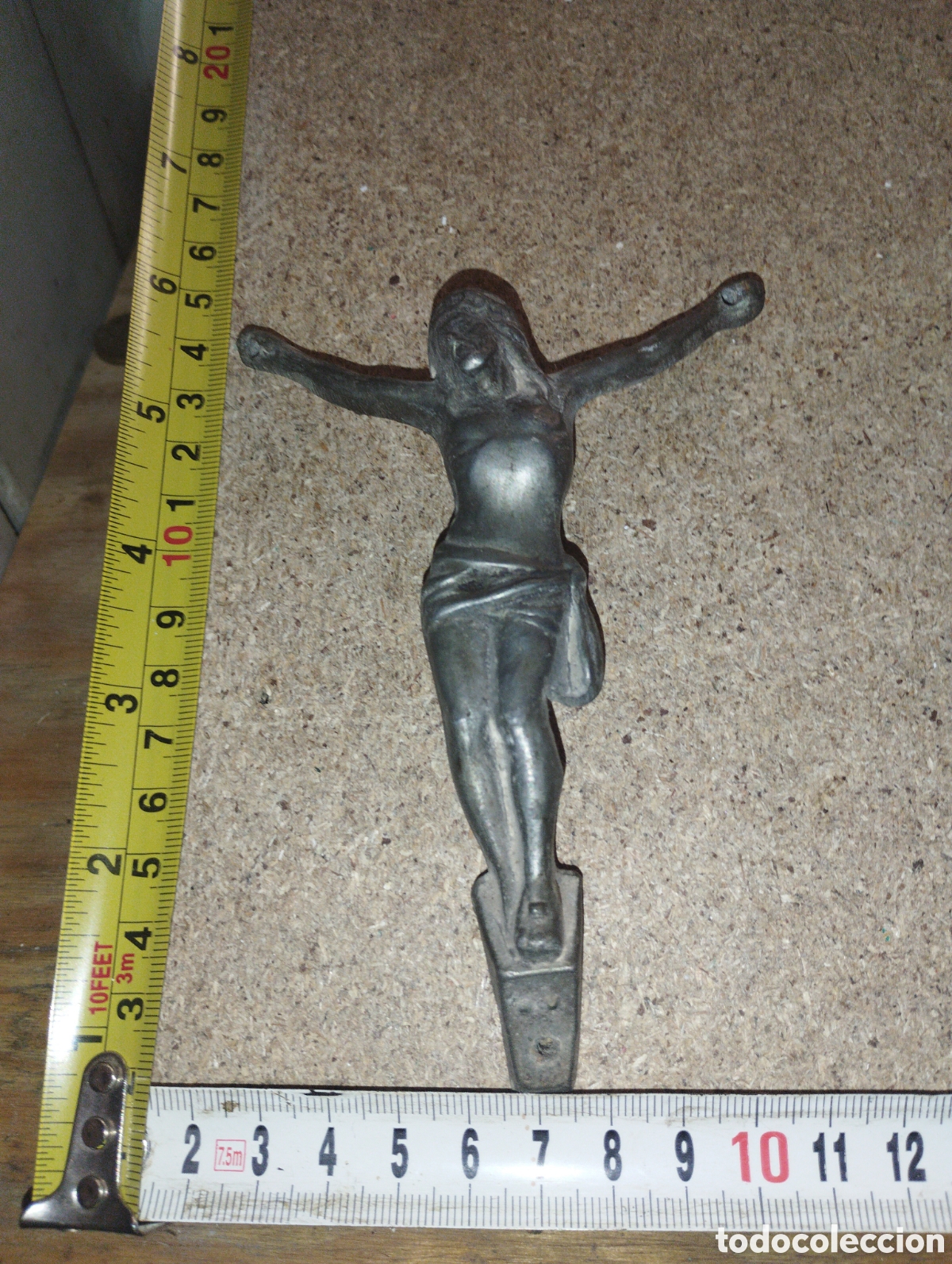 Antig&uuml;edades: Cristo en metal a&ntilde;os 20 - Foto 1