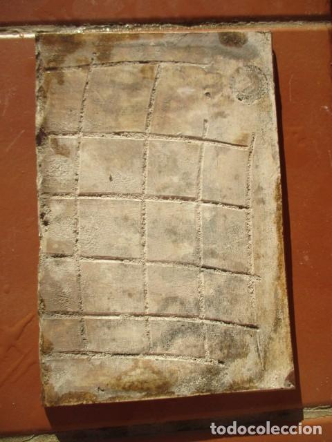 Antig&uuml;edades: azulejo Pickman la Cartuja - Foto 2