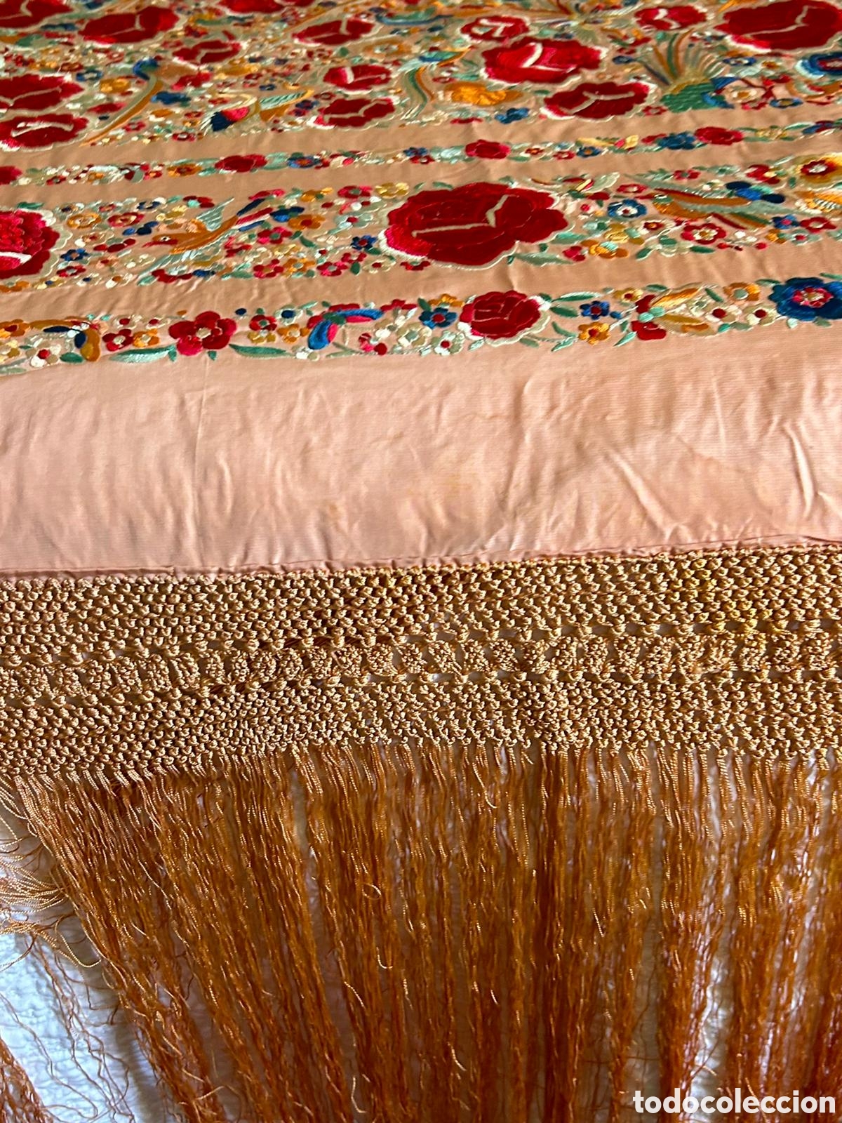 Antig&uuml;edades: Antiguo mant&oacute;n bonito bordado - Foto 8