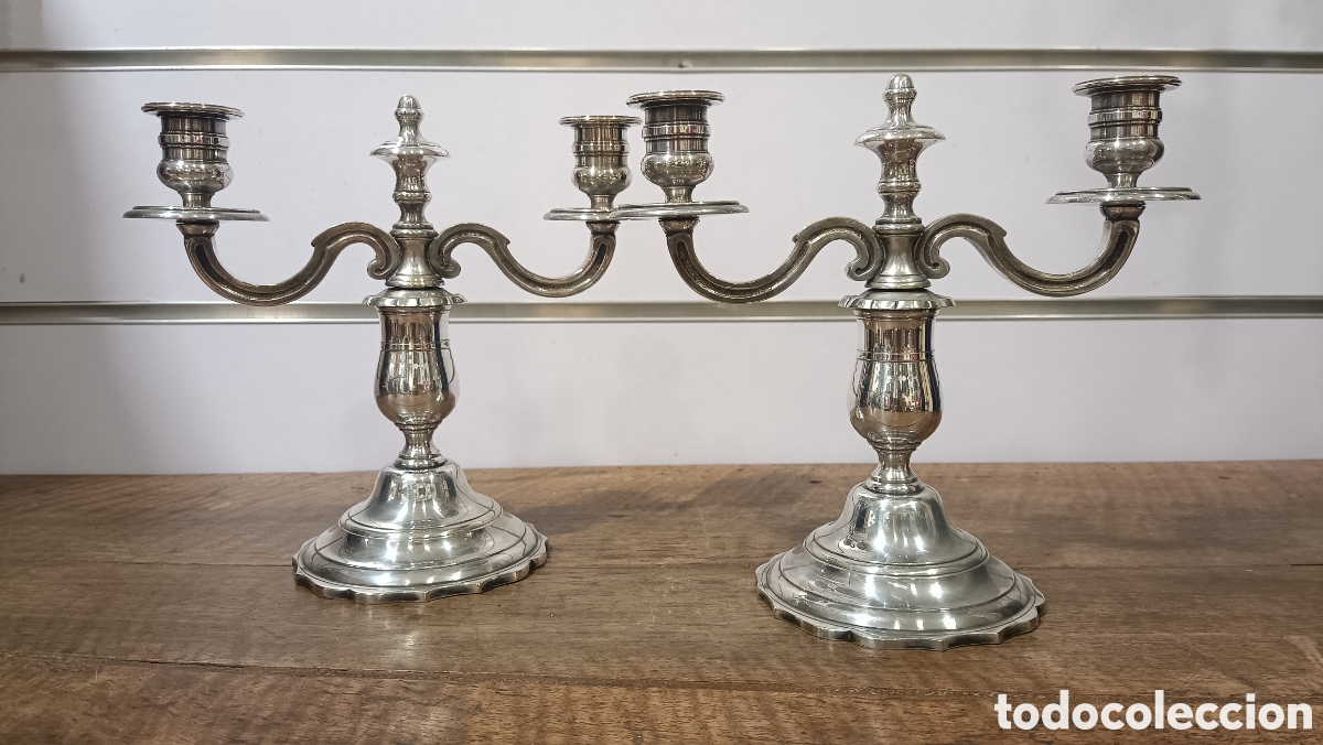 Antig&uuml;edades: Par de candelabros a&ntilde;os 50 - Foto 1