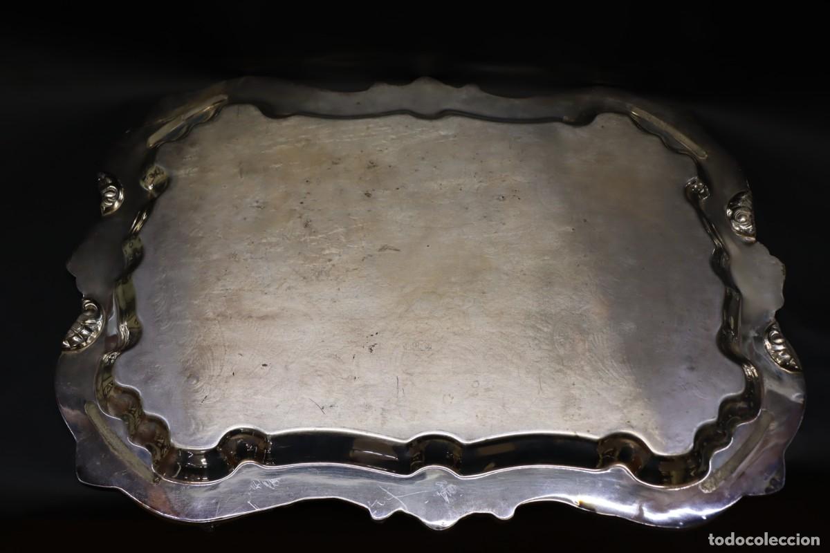 Antig&uuml;edades: Bandeja de metal plateado - Foto 4